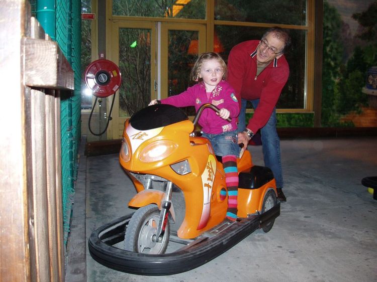 op-de-motor-in-het-speelbos.jpg