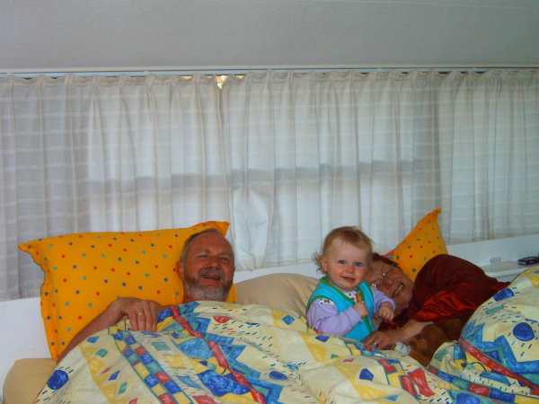 Marij_in_bed-008.jpg